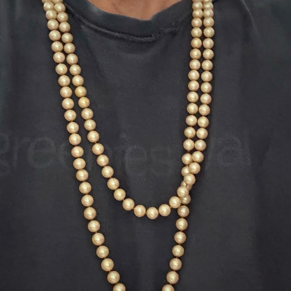Elegant Cream Pearl Necklace
